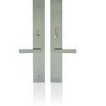 Gentek Fiberglass door - Stoneshore satin nickel handle